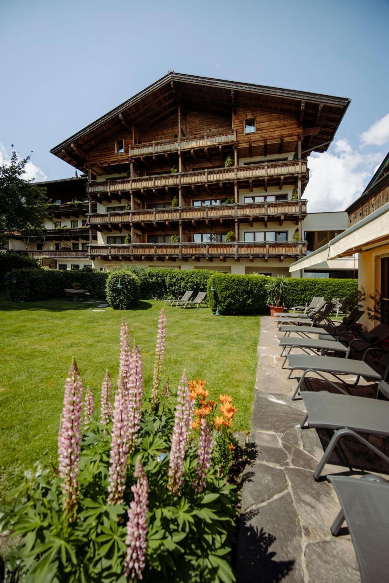 Das Gemuetliche Dorfhotel Kaltenhauser Hollersbach im Pinzgau Bagian luar foto