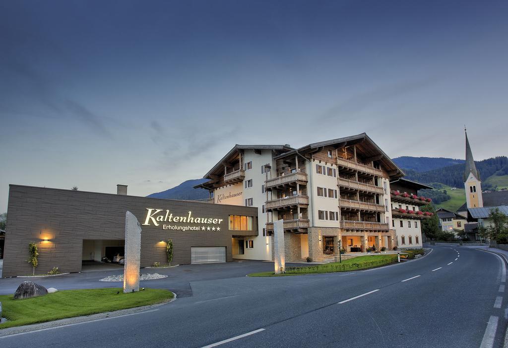 Das Gemuetliche Dorfhotel Kaltenhauser Hollersbach im Pinzgau Bagian luar foto